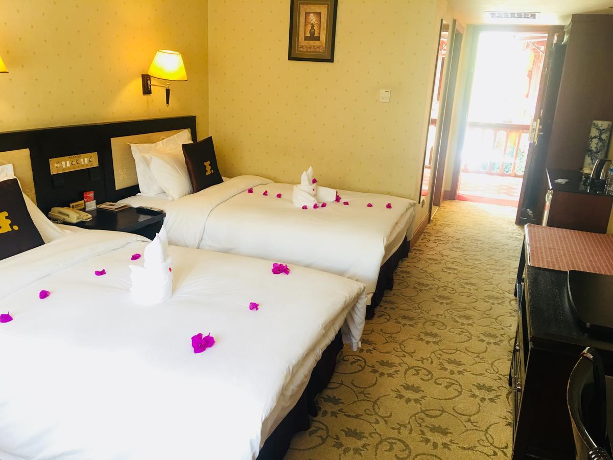 Lijiang Wangfu Hotel Buitenkant foto