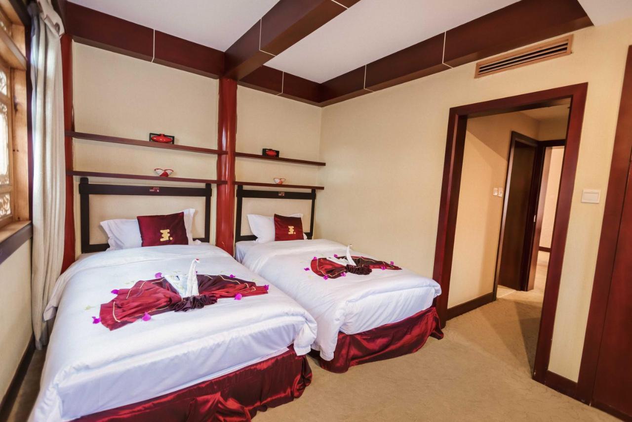 Lijiang Wangfu Hotel Buitenkant foto