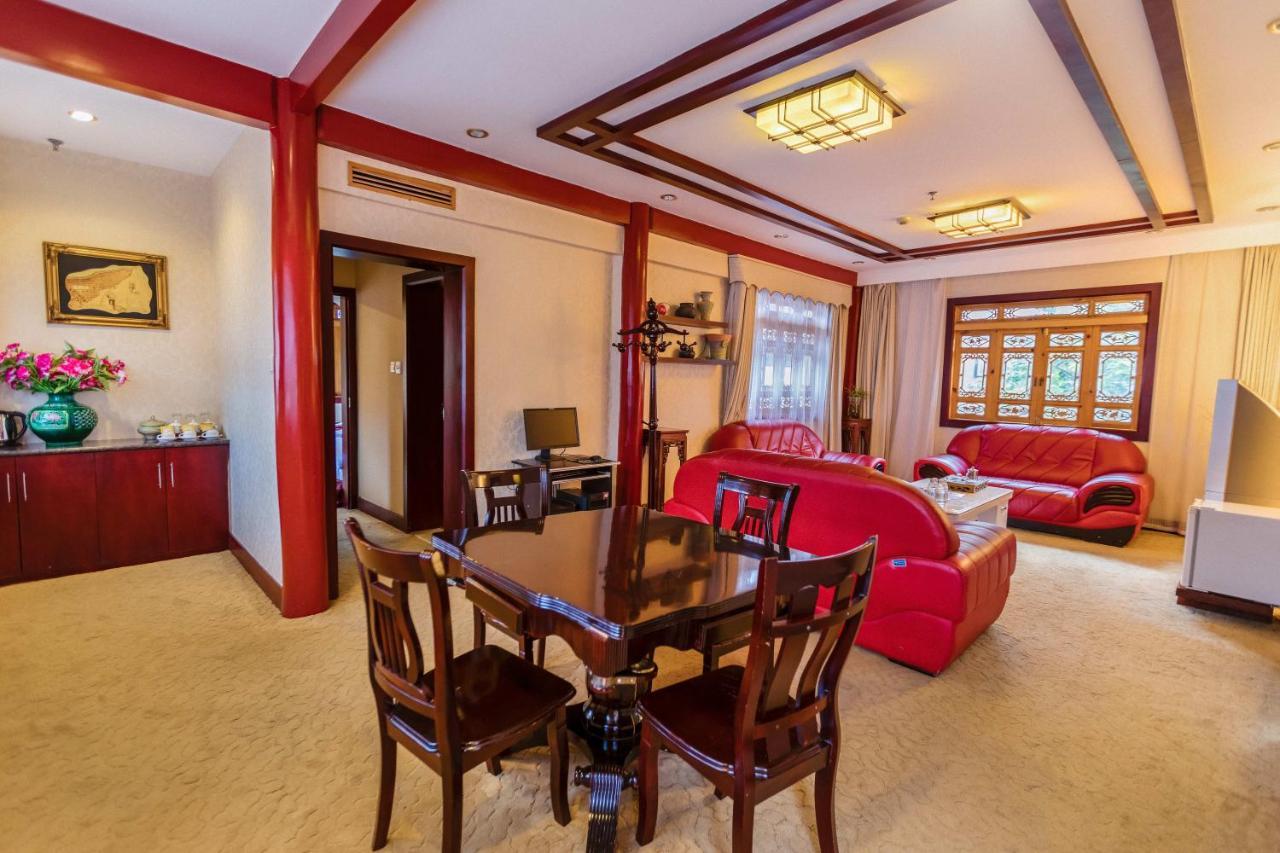 Lijiang Wangfu Hotel Buitenkant foto